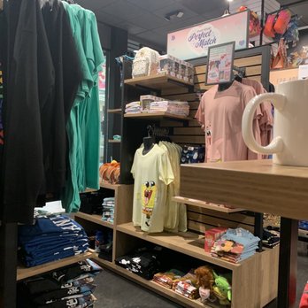 Boxlunch - Men's Clothing Near Me - Milpitas, California