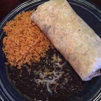 Fernando's Mexican Grill - Vegetarian burrito with black beans - Mexican Near Me - Kahului, Hawaii Fernando's Mexican Grill - Vegetarian burrito with black beans - Mexican Near Me - Kahului, Hawaii