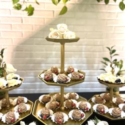 Sweet Cakes by Erica - Sweet Table cheesecake set-up