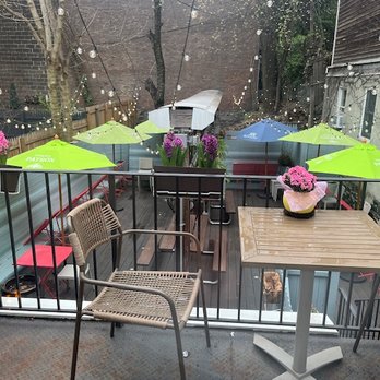 Ruta Oaxaca Mexican Cuisine - Outdoor patio (too rainy that day, sadly) - Mexican Near Me - Brooklyn, New York Ruta Oaxaca Mexican Cuisine - Outdoor patio (too rainy that day, sadly) - Mexican Near Me - Brooklyn, New York