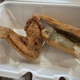 Chicken and 2 Fish & 2Wings Chicken and 2 Fish & 2Wings
