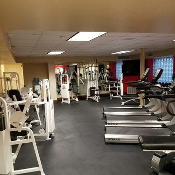 Radisson Hotel El Paso Airport - Exercise room - Hotels Near Me - El Paso, Texas Radisson Hotel El Paso Airport - Exercise room - Hotels Near Me - El Paso, Texas