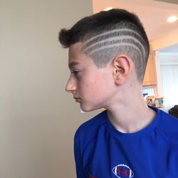 Uncle Ernie's Barber Shop - Great design by Avi -- thank you!  Looks great! We recommend Avi -- great with kids!