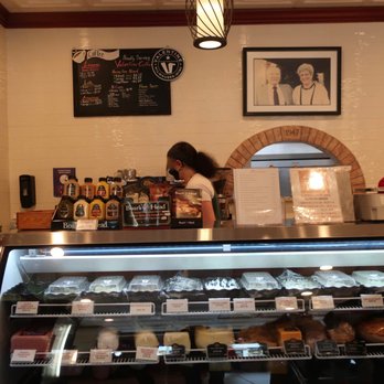 Peter Sciortino Bakery - Bakeries Near Me - Milwaukee, Wisconsin