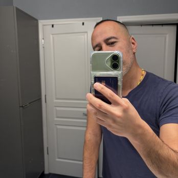 Salon 1500 - Uff great kut! Thank you so much. - Hair Salons Near Me - Alameda, California