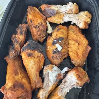 Cold Beers & Cheeseburgers - Burnt chicken wings. I tried to eat them. I really did. - American Near Me - Chandler, Arizona
