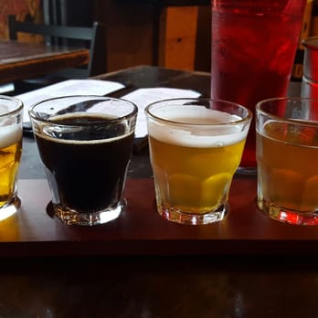 Slider Inn - Midtown - Beer flight - Burgers Near Me - Memphis, Tennessee Slider Inn - Midtown - Beer flight - Burgers Near Me - Memphis, Tennessee