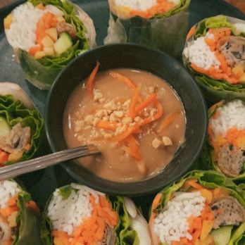 Chef Papa Vietnamese Kitchen - Crispy Summer Roll - Vietnamese Near Me - Flushing, New York Chef Papa Vietnamese Kitchen - Crispy Summer Roll - Vietnamese Near Me - Flushing, New York