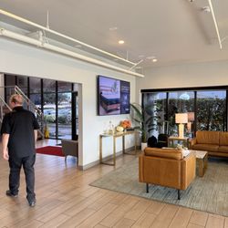 Clay Lacy Aviation - Van Nuys