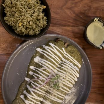 Flor De Maiz - Enchiladas de hongos - Cocktail Bars Near Me - Santa Barbara, California