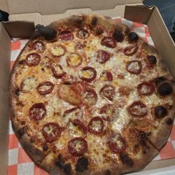 Bart's Pizza - No complaints here!!! Pizza was great!!!