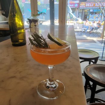 Endswell Bar & Bistro - Cocktail Bars Near Me - Brooklyn, New York