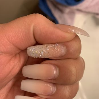Le's O Nails - Full set ombré gel with sparkle - Nail Salons Near Me - Oxnard, California