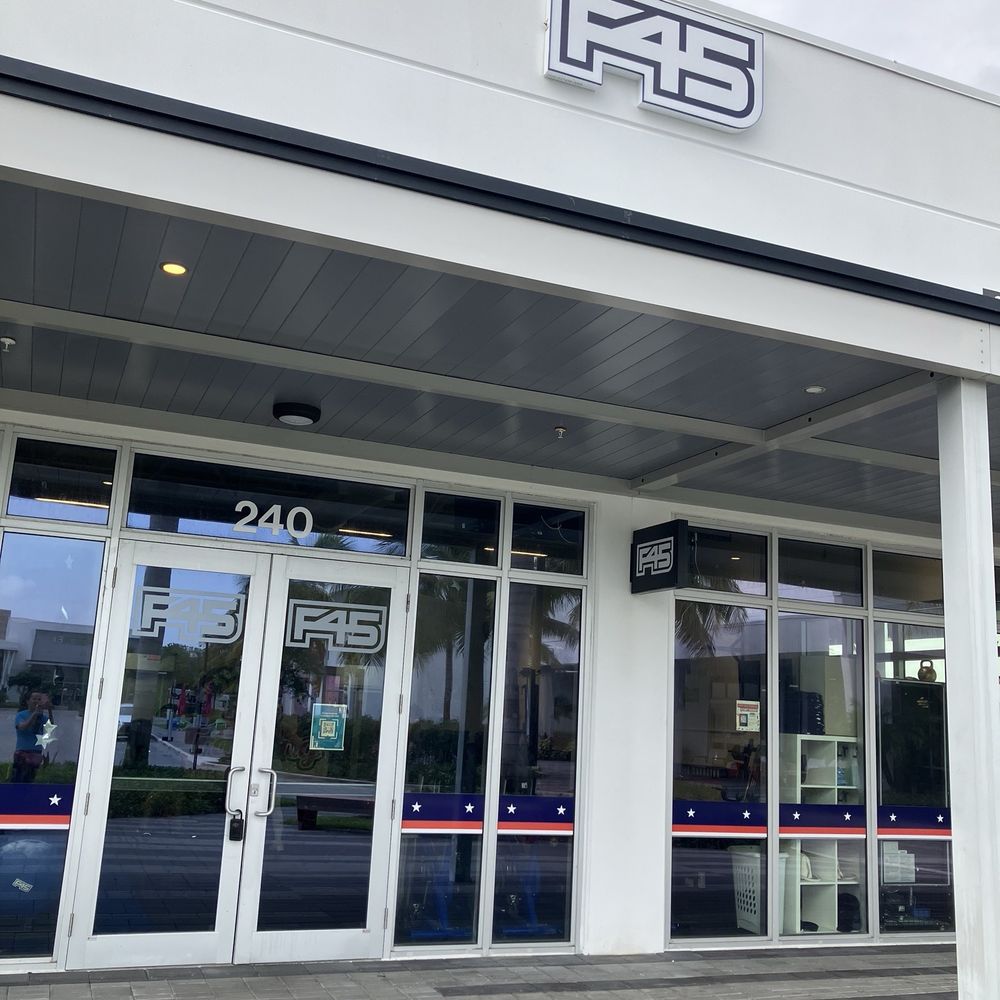 F45 Training - Outside entrance - Trainers Near Me - Boca Raton, Florida F45 Training - Outside entrance - Trainers Near Me - Boca Raton, Florida