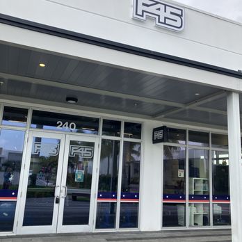 F45 Training - Outside entrance - Trainers Near Me - Boca Raton, Florida F45 Training - Outside entrance - Trainers Near Me - Boca Raton, Florida
