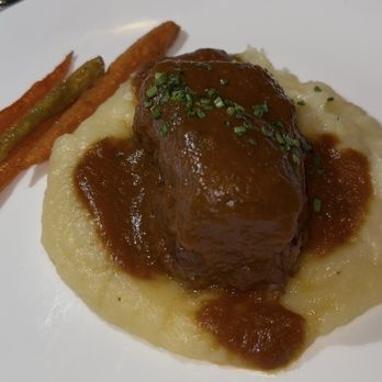 The Plantation House - Braised Hawaiian Short Rib - Hawaiian Near Me - Lahaina, Hawaii The Plantation House - Braised Hawaiian Short Rib - Hawaiian Near Me - Lahaina, Hawaii