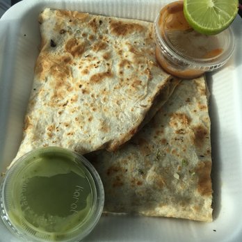 Chuchulukos y Aguachiles El Sinaloa - Huge chicken quesadilla for $5.00. I would pay $20.00 for a quesadilla that is this great. - Mexican Near Me - Phoenix, Arizona Chuchulukos y Aguachiles El Sinaloa - Huge chicken quesadilla for $5.00. I would pay $20.00 for a quesadilla that is this great. - Mexican Near Me - Phoenix, Arizona
