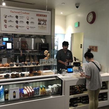 Philz Coffee - Front Counter - Coffee & Tea Near Me - Pasadena, California Philz Coffee - Front Counter - Coffee & Tea Near Me - Pasadena, California