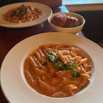 Gigi's Italian Restaurant - Penne alla vodka - Italian Near Me - Jensen Beach, Florida