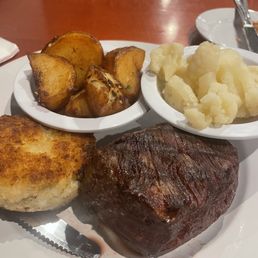 Steak and crab cake Steak and crab cake