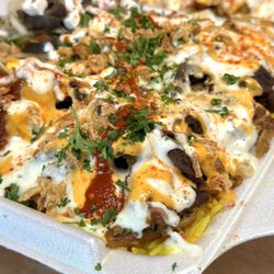 Shawarnado - Shawarnado - shawarma platter close-up