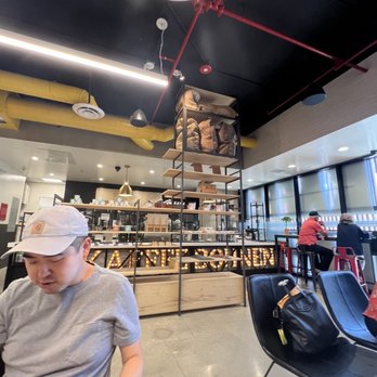 Kaffee Bohnen - Inside - Coffee & Tea Near Me - Los Angeles, California