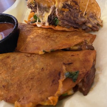 Michel’s Restaurant & Bakery - Breakfast & Brunch Near Me - Littlerock, California