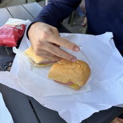 Zia's Delicatessen - Milano sandwich
