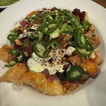 Restaurant 604 - Poke nachos - Breakfast & Brunch Near Me - Honolulu, Hawaii