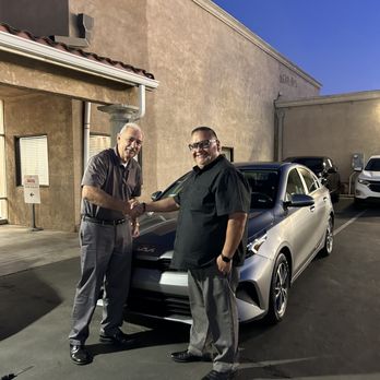 Avis Car Sales - Ken the awesome salesman - Used Car Dealers Near Me - Colton, California Avis Car Sales - Ken the awesome salesman - Used Car Dealers Near Me - Colton, California