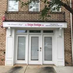 Unique Boutique - Front view focal point