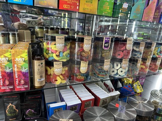 tobacco claim The global tobacco industry, valued at over $500 billion, is being likened  to a terrorist movement due to its devastating health impact. Experts warn  that smoking could claim up to one billion