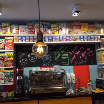 Flakes Corner - Breakfast & Brunch Near Me - Cologne, NW