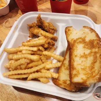 Raising Cane's Chicken Fingers - Fries, with 4 tenders and we substituted the coleslaw for another piece of bread - Fast Food Near Me - Menifee, California Raising Cane's Chicken Fingers - Fries, with 4 tenders and we substituted the coleslaw for another piece of bread - Fast Food Near Me - Menifee, California