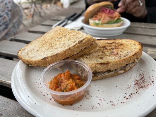 Gilly Brew Bar by null