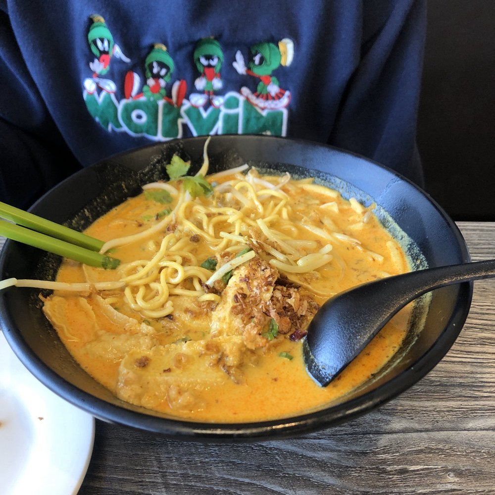 My Vegan - Yellow curry noodles - Thai Near Me - Pasadena, California