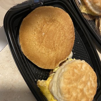 McDonald's - Big Breakfast with Bacon & Hotcakes (they put sausage instead of bacon) - Fast Food Near Me - Jacksonville, Florida