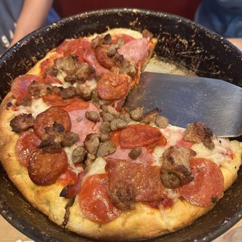 Pizz'A Chicago - Pizza Near Me - Santa Clara, California Pizz'A Chicago - Pizza Near Me - Santa Clara, California