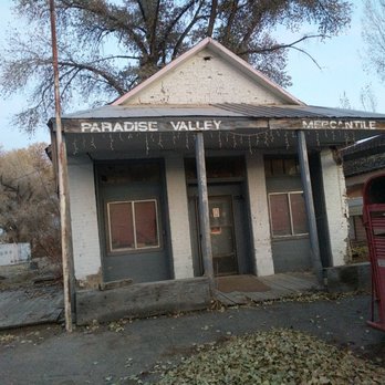 Paradise Valley RV Park - The population of Paradise Valley is about 70, and they have a working saloon, but I think this old mercantile closed long ago. - Campgrounds Near Me - Paradise Valley, Nevada Paradise Valley RV Park - The population of Paradise Valley is about 70, and they have a working saloon, but I think this old mercantile closed long ago. - Campgrounds Near Me - Paradise Valley, Nevada