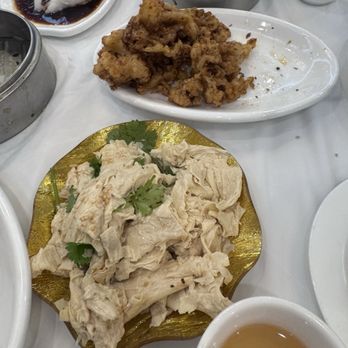 Fung's Kitchen - Tofu skins, Crispy Cauliflower, Beef Rice Noodle Roll (top left), spare ribs (very top) - Dim Sum Near Me - Houston, Texas