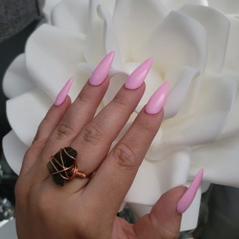 Divine Nails & Spa - Nail Salons Near Me - Lathrop, California