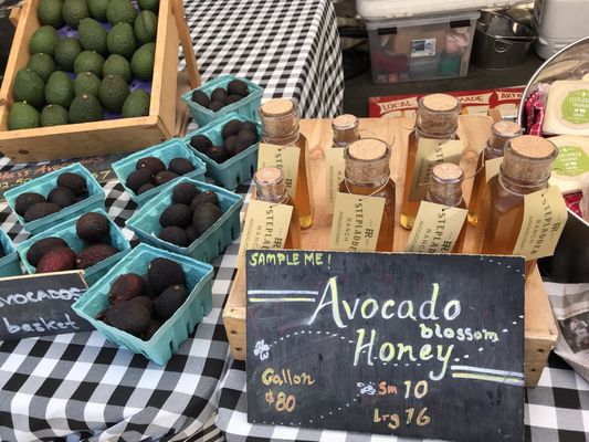 Mission Community Market by null