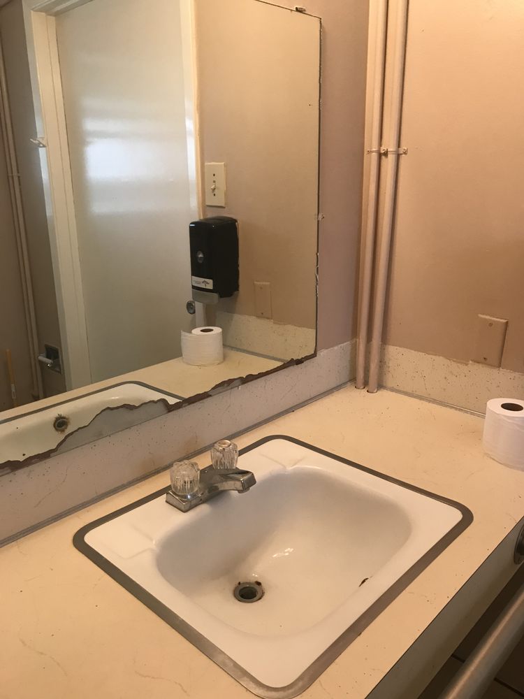 FAITH MEMORIAL NURSING HOME Updated October 2024 811 Garner Rd