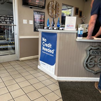 SpeeDee Oil Change & Auto Service - Oil Change Stations Near Me - Concord, North Carolina