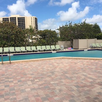 Braemar Isle Condominium Association - Condominiums Near Me - Highland Beach, Florida