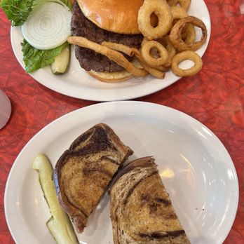 Eggys Diner - Diners Near Me - Fox Lake, Wisconsin Eggys Diner - Diners Near Me - Fox Lake, Wisconsin
