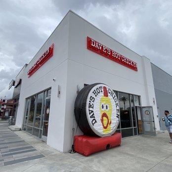 Dave's Hot Chicken - Grand opening 5/5/23 - Chicken Shop Near Me - Burbank, California