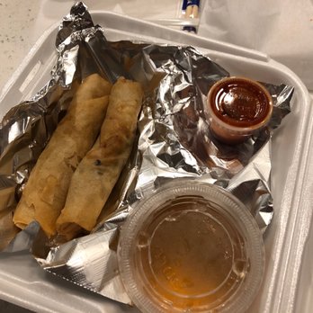 Pho Hong - 2 egg rolls to go - Vietnamese Near Me - Las Vegas, Nevada Pho Hong - 2 egg rolls to go - Vietnamese Near Me - Las Vegas, Nevada