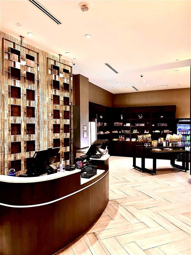 Sheraton Charlotte Hotel