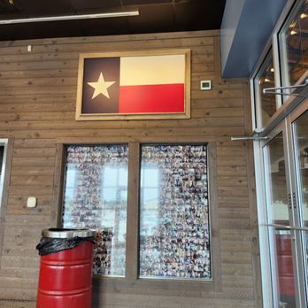 Mighty Fine Burgers Cedar Park - Decor - Burgers Near Me - Cedar Park, Texas